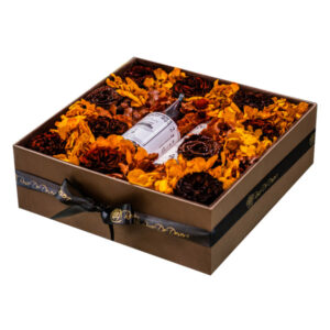 preserved flowers arrangement in qatar