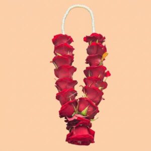 The Sovereign Rose Garland