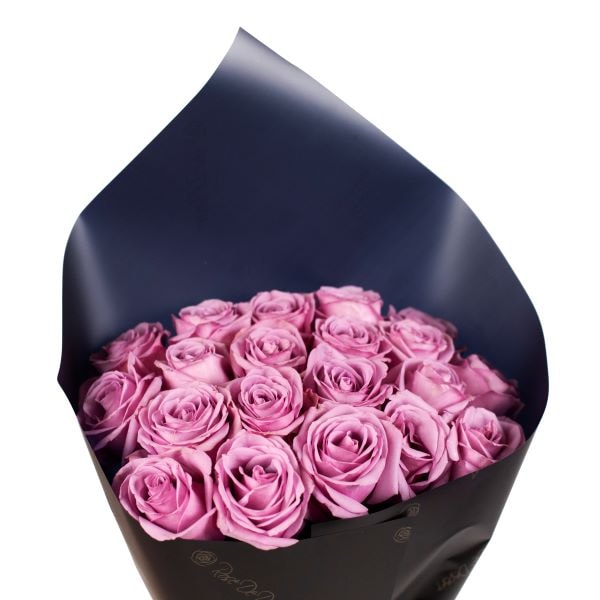 Rose de desert Stems cool water